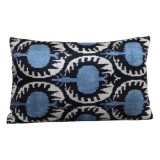 VELVET IKAT PILLOW COVER BLACK SILVER BLUE Q2